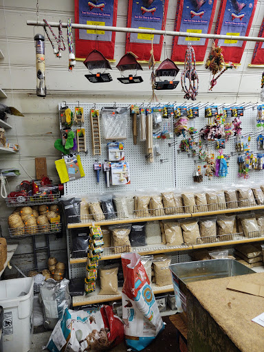 Animal Feed Store «Farmers Feed & Pet Supply», reviews and photos, 1302 E Miner Ave, Stockton, CA 95205, USA