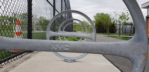 Park «Bush Terminal Piers Park», reviews and photos, Marginal St. & 43rd Street, Brooklyn, NY 11232, USA