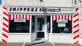 Snippers Barbers.