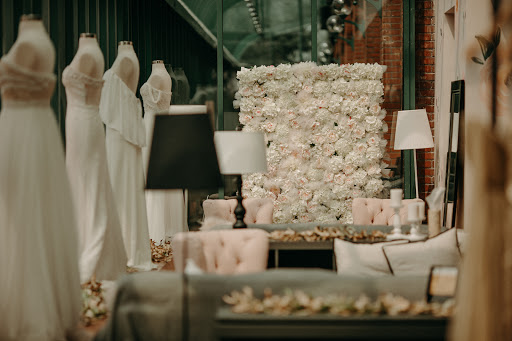 Bridal Shop «Flutter Bridal Boutique», reviews and photos, 43 NE Main St Suite 141, Minneapolis, MN 55414, USA