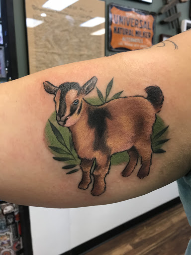 Tattoo Shop «Folk City Tattoo», reviews and photos, 3235 Bridge Rd, Suffolk, VA 23435, USA