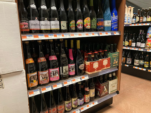 Grocery Store «DeCicco & Sons», reviews and photos, 17 Maple Ave, Armonk, NY 10504, USA