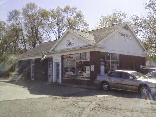 Auto Repair Shop «Thomsons Auto Repair», reviews and photos, 1850 28th St SE #200, Grand Rapids, MI 49508, USA