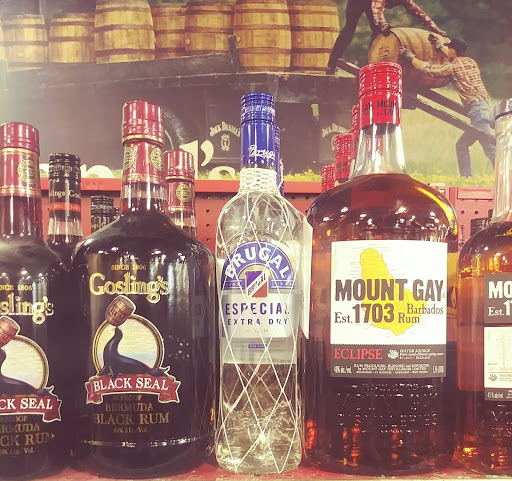 Liquor Store «Holiday Depot Liquor», reviews and photos, 6520 Randol Mill Rd, Fort Worth, TX 76112, USA