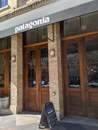 Clothing Store «Patagonia Austin», reviews and photos, 316 Congress Ave, Austin, TX 78701, USA
