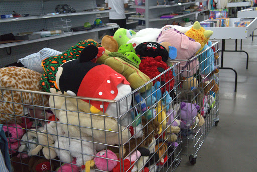 Corporate Campus «Goodwill Outlet», reviews and photos