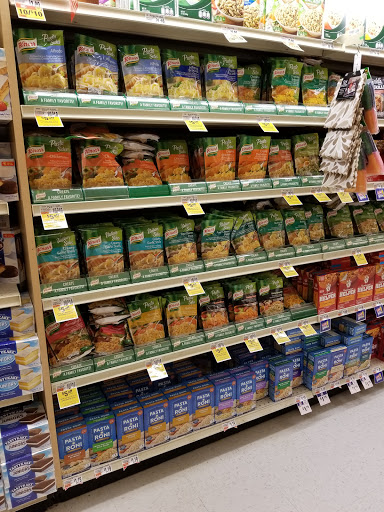 Grocery Store «Giant Food Stores», reviews and photos, 4320 N 5th Street Hwy, Temple, PA 19560, USA