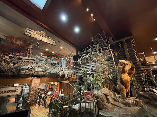 Sporting Goods Store «Bass Pro Shops», reviews and photos, 1935 S Campbell Ave, Springfield, MO 65807, USA