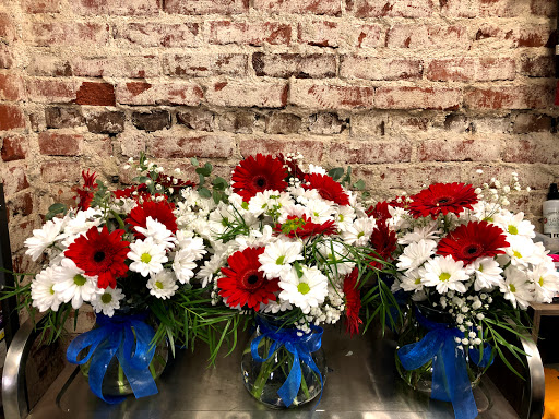 Florist «The Rosebud Flowers», reviews and photos, 501 Main St, Beech Grove, IN 46107, USA