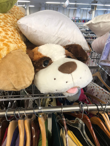 Thrift Store «Thrift Center Thrift Store», reviews and photos, 1060 El Camino Real, San Carlos, CA 94070, USA