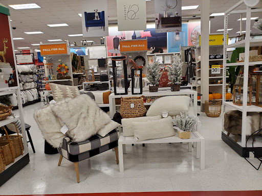 Department Store «Target», reviews and photos, 4920 Transit Rd, Depew, NY 14043, USA