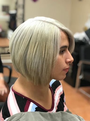 Beauty Salon «Family Hair Salon and Barber Shop», reviews and photos, 880 Towne Center Dr, Poinciana, FL 34759, USA