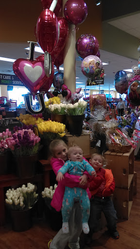 Grocery Store «Kroger», reviews and photos, 47060 W Pontiac Trail, Commerce Charter Twp, MI 48390, USA