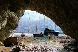 Island Ford Cave image