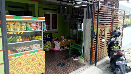 Cafe Teras (Bambu Hijau)