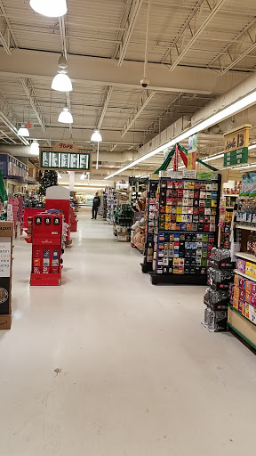 Supermarket «TOPS Friendly Markets», reviews and photos, 390 W Main St, Batavia, NY 14020, USA