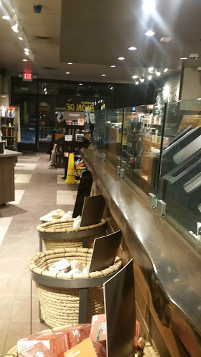 Coffee Shop «Starbucks», reviews and photos, 4200 Orchard Lake Rd, West Bloomfield Township, MI 48323, USA