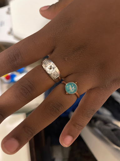 Watch Repair Service «Golden Jewelers - Memphis», reviews and photos, 2926 Lamar Ave, Memphis, TN 38114, USA