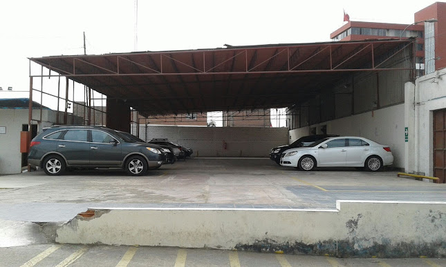 Playa de estacionamiento Quilca - Aparcamiento