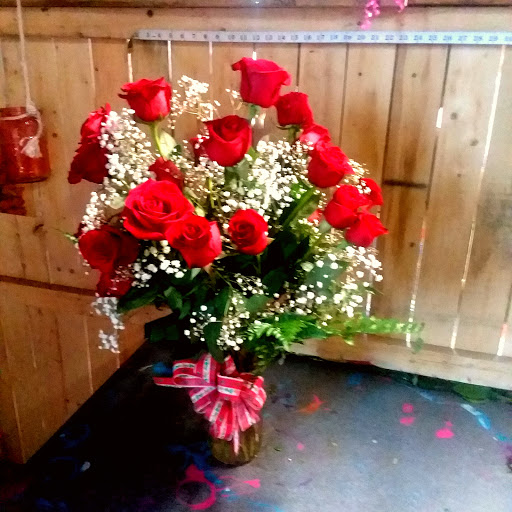 Florist «ROSE PETALS FLORIST», reviews and photos, 343 S 2nd St, Little Falls, NY 13365, USA