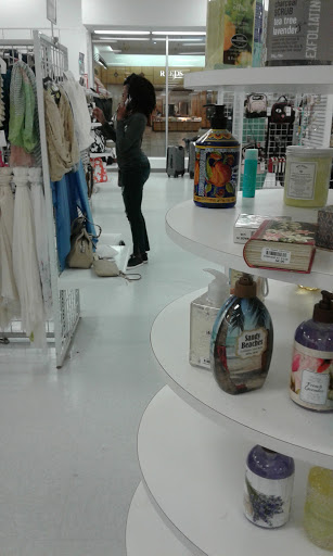 Craft Store «Hobby Lobby», reviews and photos, 1404 Old Aberdeen Rd #41, Columbus, MS 39705, USA