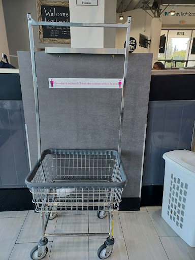 Laundromat «Love Laundry South Sacramento», reviews and photos, 7272 Franklin Blvd, Sacramento, CA 95823, USA
