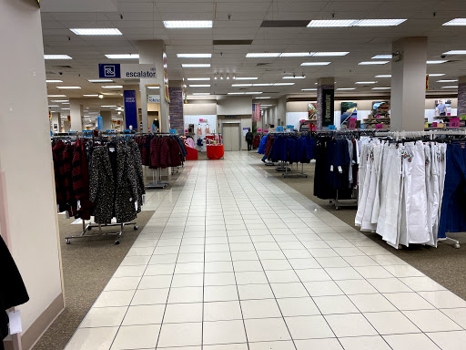 Department Store «Sears», reviews and photos, 29500 W Seven Mile Rd, Livonia, MI 48152, USA
