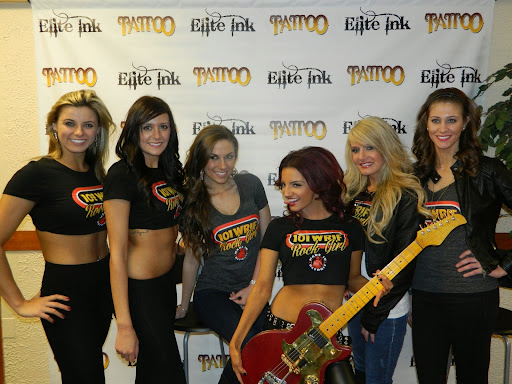 Tattoo Shop «Elite Ink Tattoo Studios», reviews and photos, 8602 N Telegraph Rd, Dearborn Heights, MI 48127, USA