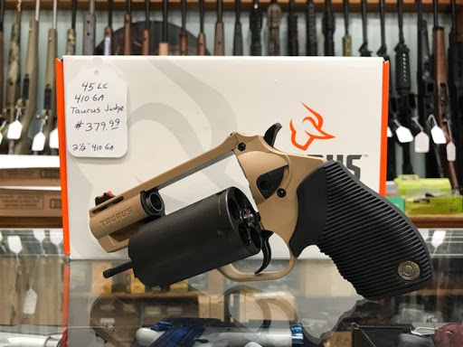 Sporting Goods Store «W E Sell Sporting Goods», reviews and photos, 401 York St, Hanover, PA 17331, USA