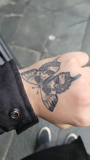 Explore fox racing tattoo ideas, creative tattoo ideas in Seattle, available at Body Jewelry Plus SC