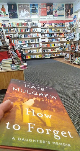 Book Store «Bookends», reviews and photos, 211 E Ridgewood Ave, Ridgewood, NJ 07450, USA