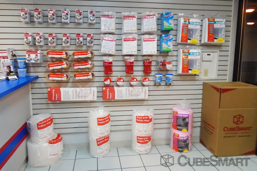 Self-Storage Facility «CubeSmart Self Storage», reviews and photos, 211 E Pleasant St, Baltimore, MD 21202, USA