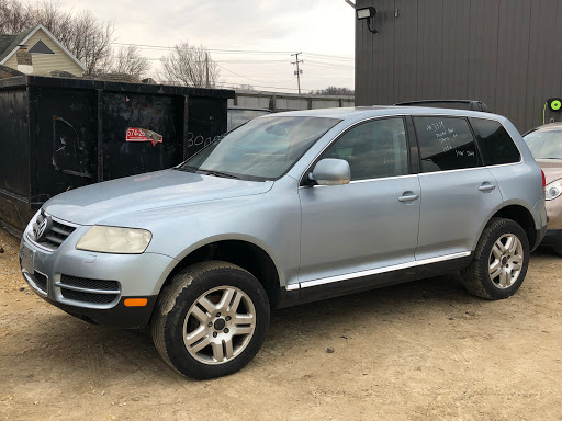 Auto Parts Store «Mike Gill Auto & Truck Parts», reviews and photos, 1806 W Winona Ave, Warsaw, IN 46580, USA