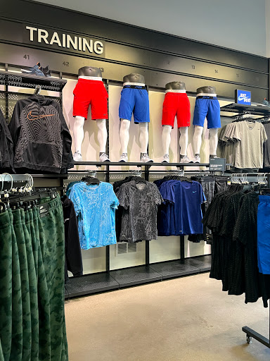 Sporting Goods Store «Nike Factory Store», reviews and photos, 6800 N 95th Ave #590, Glendale, AZ 85301, USA
