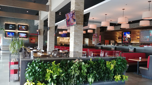 Bar & Grill «Envision Cinemas Bar & Grille», reviews and photos, 4780 Cornell Rd, Blue Ash, OH 45241, USA