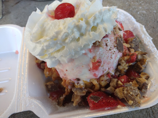 Ice Cream Shop «Sugar Shack», reviews and photos, 630 W 26th St, Chicago, IL 60616, USA