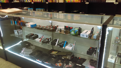 Tobacco Shop «Vape VS Smoke», reviews and photos, 13317 NE 175th St, Woodinville, WA 98072, USA