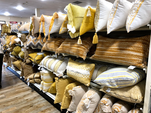 Department Store «HomeGoods», reviews and photos, 8200 Renaissance Pkwy #103, Durham, NC 27713, USA