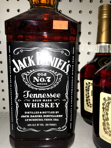 Liquor Store «PAPI LIQUORS and KEGS», reviews and photos, 1446 W 49th St, Hialeah, FL 33012, USA