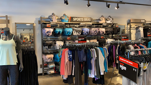 Shopping Mall «The Lake Buena Vista Factory Stores», reviews and photos, 15657 S Apopka Vineland Rd, Orlando, FL 32821, USA