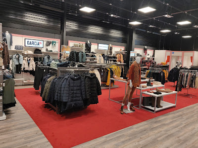 CCV vêtements & chaussures à Pusey