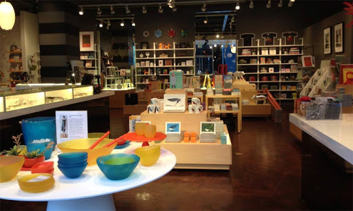 Gift Shop «SFMOMA Museum Store», reviews and photos, 151 3rd St, San Francisco, CA 94103, USA