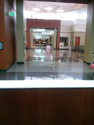 Shopping Mall «One Hundred Oaks Mall», reviews and photos, 719 Thompson Ln, Nashville, TN 37204, USA