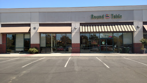 Pizza Restaurant «Round Table Pizza», reviews and photos, 2151 Cowell Blvd, Davis, CA 95618, USA