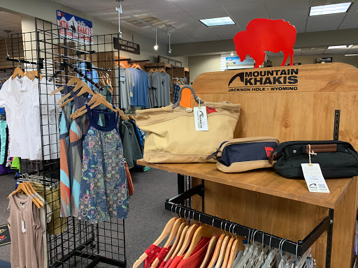 Sporting Goods Store «Mountainside Ski & Sports», reviews and photos, 5142 E Trindle Rd, Mechanicsburg, PA 17050, USA