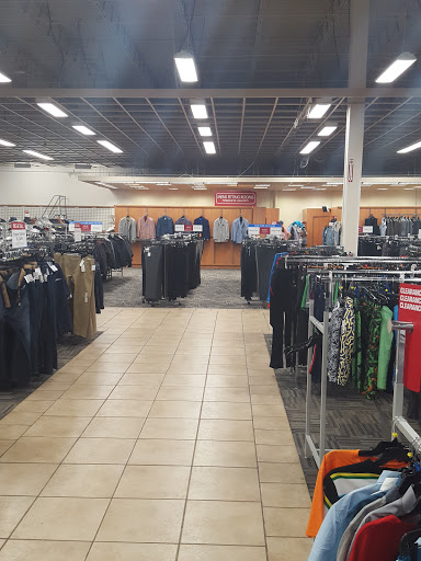 Clothing Store «Burlington Coat Factory», reviews and photos, 940 Silver Ln, East Hartford, CT 06118, USA