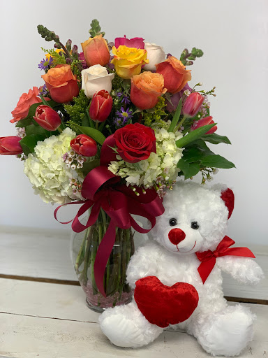 Florist «Maya Studio Florist», reviews and photos, 1530 E Thackery Ave, West Covina, CA 91791, USA