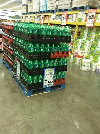 Supermarket «FoodMaxx», reviews and photos, 3000 E 9th St, Oakland, CA 94601, USA