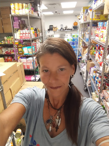 Social Services Organization «The Shade Tree», reviews and photos