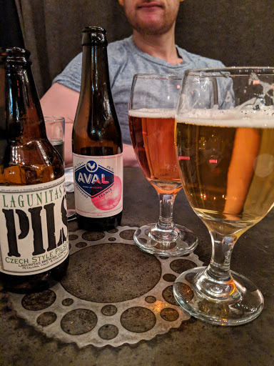 American Restaurant «LIC Market», reviews and photos, 21-52 44th Dr, Long Island City, NY 11101, USA